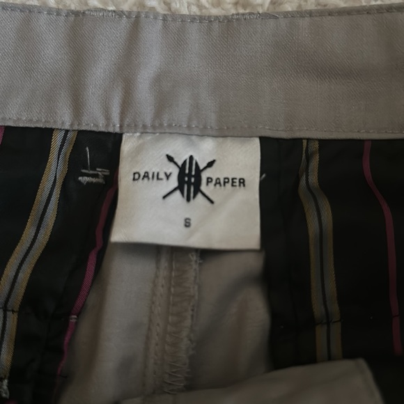 Daily Paper Slacks with Outside Pockets - Picture 4 of 7